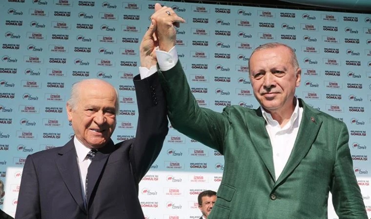 Ertan Aksoy hazırladı: Düşünce yasak, yolsuzluk serbest