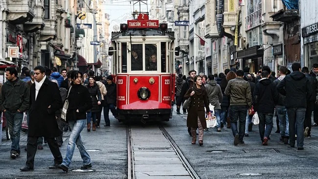 Türkiye’deki yabancı uyruklu kişi sayısı belli oldu! İçişleri Bakanlığı açıkladı