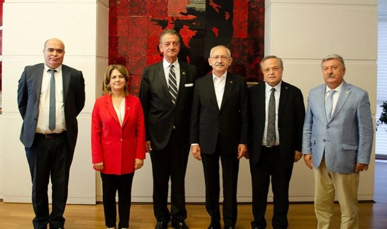 ADD, Kılıçdaroğlu'na ‘Yeniden Atatürkçü Düşünce Manifestosu’nu anlattı