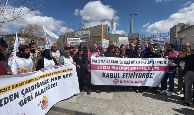 BİRTEK-SEN’den bakanlık önünde protesto: ‘Bu cezanın Türkiye tarihinde örneği yok’