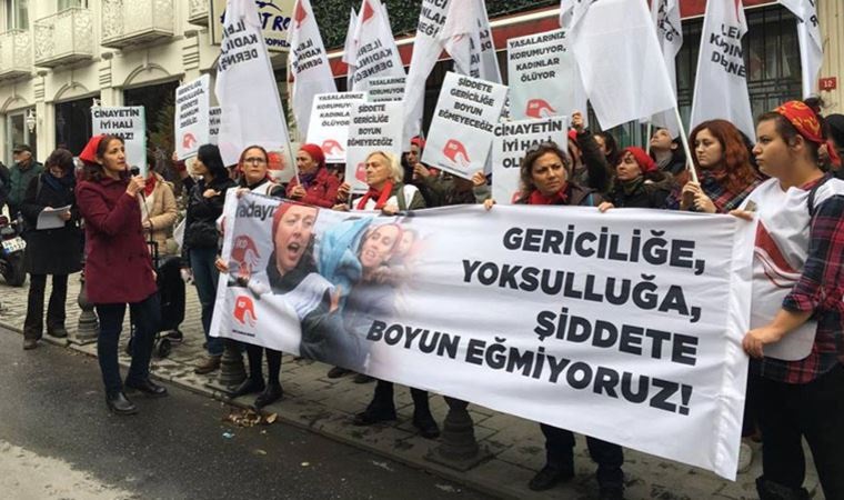 İKD Başkanı Umut Kuruç, günümüz kadın mücadelesi ve siyasi ortamını yorumladı: 'Önce toplumsal kurtuluş'