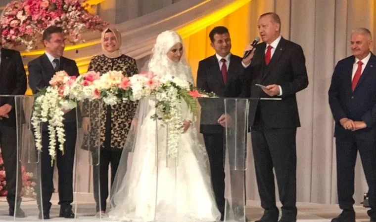 Boşanma dilekçesinde dikkat çeken iddia: Ünsal Ban, kaçacağı tekneyi Zehra Taşkesenlioğlu’nun parasıyla almış