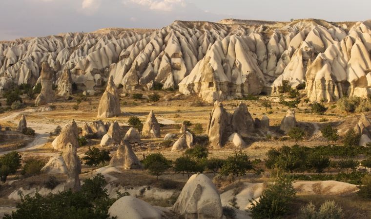 Kapadokya'daki dünyanın en büyük yeraltı şehri Derinkuyu, nasıl dahiyane bir şekilde inşa edildi?