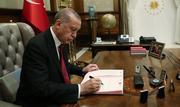 Atanan rektörlerin sicilleri kabarık: Vakıflara yakınlığıyla bilinen isimler...