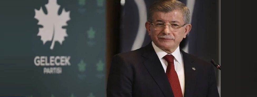 Ahmet Davutoğlu: Cumhurbaşkanı dahil herkesin istifayı düşünmesi lazım