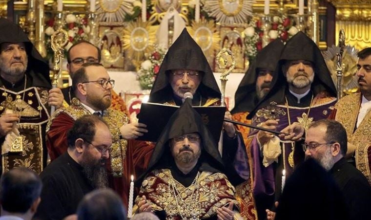 Ermeni Patrikhanesi'nde aforoz krizi: 200 yıl sonra bir ilk...