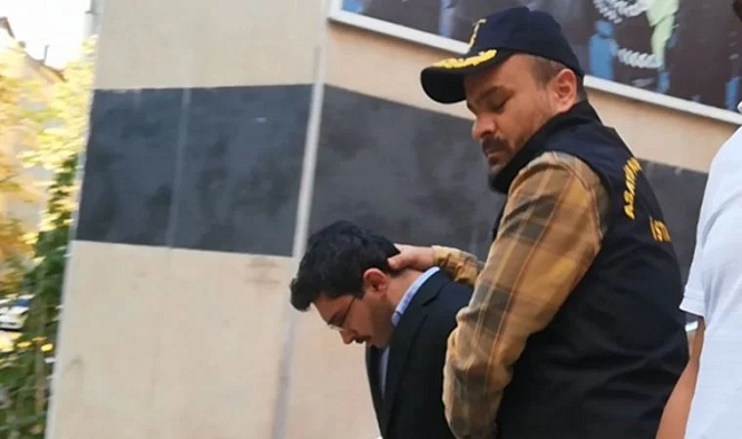 Çakarlı otomobili, HSK amblemli cüzdanı varmış! Sahte savcı yakayı ele verdi