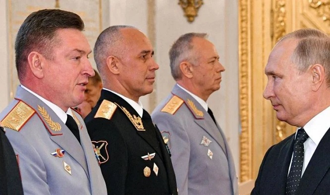Üst düzey Rus komutan görevden alındı: 'Rusya Kahramanı' unvanı almıştı