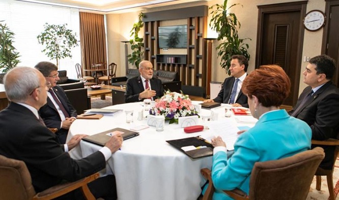 CHP'li Muharrem Erkek, 6'lı masanın dokuz başlıkta yapacağı çalışmalara ilişkin konuştu: Adayın programı olacak
