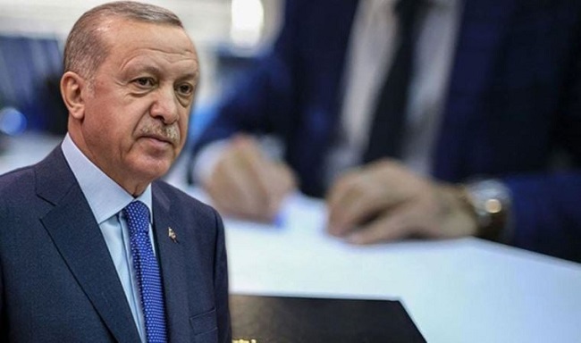 Sendikalara göre sözleşmelilere ‘3+1 yıl kadro formülü’ sorunu çözmedi