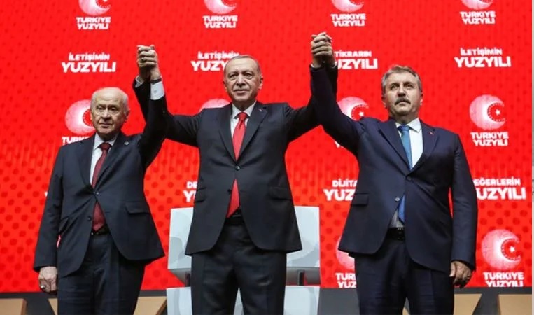 Küçük ortaktan seçim açıklaması: Destici tarih verdi Büyük Birlik Partisi (BBP) Genel Başkanı Mustafa Destici, 10 Ocak Çalışan Gazeteciler Günü dolayısıyla 