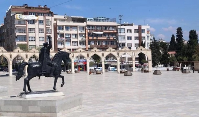 Şanlıurfa'da 'Sisi' endişesi: 'Meydanın asıl ismini geri verin'