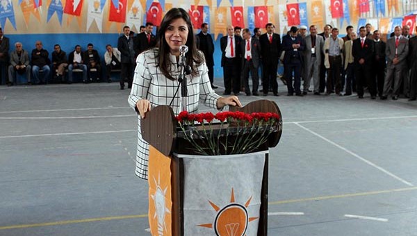 Eski AKP Milletvekili Pelin Gündeş'ten Sedat Peker'e dualı destek mesajı 