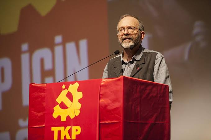 TKP'li Okuyan'dan 'başörtüsü' açıklaması: CHP'nin toplumu sağcılaştırma çabasına açıktan karşı çıkılmalı