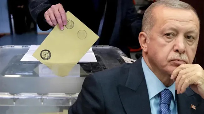 Cumhurbaşkanı Erdoğan'ın masasındaki son anket! 3 ayda dikkat çeken yükseliş