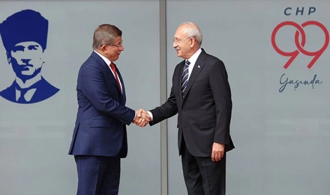 Ahmet Davutoğlu'ndan Cumhurbaşkanı adayı açıklaması: 'Sayın Kılıçdaroğlu...'