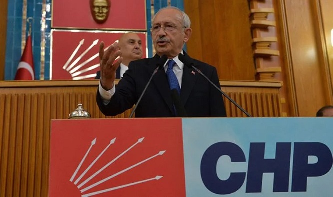 CHP’nin başörtüsü teklifine siyasilerden tepki: 'Laiklik ilkesinin içi boşaltılıyor'